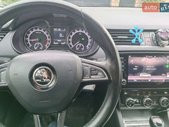 Серый Шкода Октавия, объемом двигателя 1.6 л и пробегом 266 тыс. км за 13700 $, фото 6 на Automoto.ua