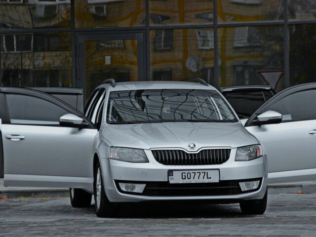 Сірий Шкода Октавія, об'ємом двигуна 2 л та пробігом 143 тис. км за 12300 $, фото 6 на Automoto.ua