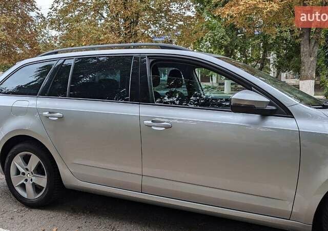 Серый Шкода Октавия, объемом двигателя 1.6 л и пробегом 248 тыс. км за 13500 $, фото 5 на Automoto.ua