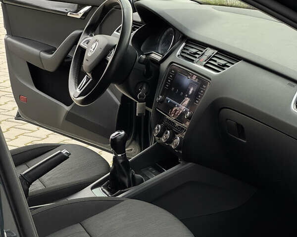 Сірий Шкода Октавія, об'ємом двигуна 1.97 л та пробігом 272 тис. км за 14499 $, фото 51 на Automoto.ua