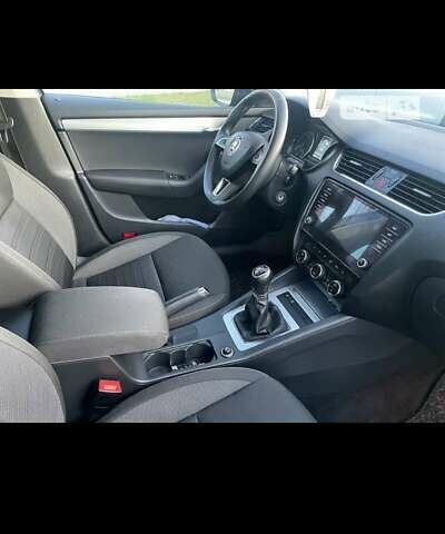 Серый Шкода Октавия, объемом двигателя 2 л и пробегом 265 тыс. км за 14999 $, фото 21 на Automoto.ua