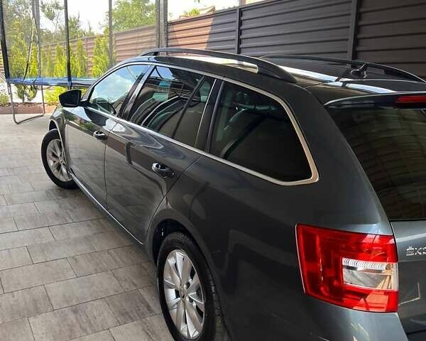 Серый Шкода Октавия, объемом двигателя 1.6 л и пробегом 200 тыс. км за 15500 $, фото 15 на Automoto.ua