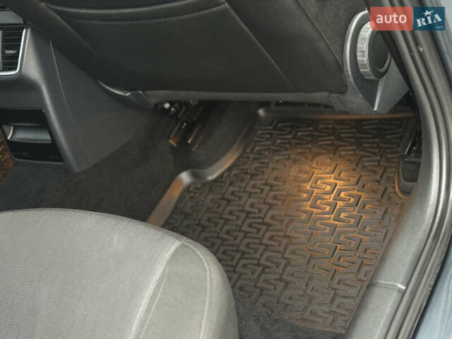 Серый Шкода Октавия, объемом двигателя 1.97 л и пробегом 272 тыс. км за 13650 $, фото 22 на Automoto.ua