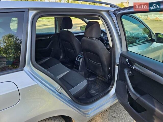 Серый Шкода Октавия, объемом двигателя 1.6 л и пробегом 305 тыс. км за 11100 $, фото 34 на Automoto.ua