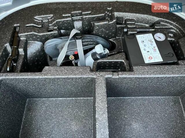 Серый Шкода Октавия, объемом двигателя 1.97 л и пробегом 243 тыс. км за 16200 $, фото 42 на Automoto.ua