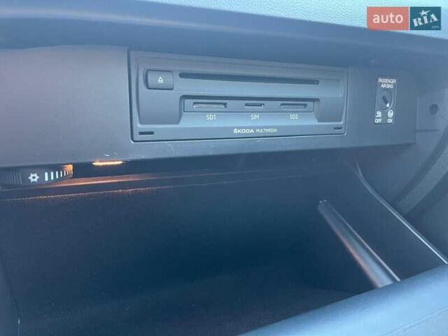 Серый Шкода Октавия, объемом двигателя 1.97 л и пробегом 243 тыс. км за 16200 $, фото 69 на Automoto.ua