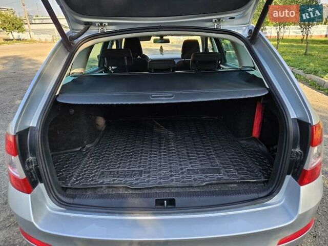 Серый Шкода Октавия, объемом двигателя 1.6 л и пробегом 305 тыс. км за 11100 $, фото 16 на Automoto.ua