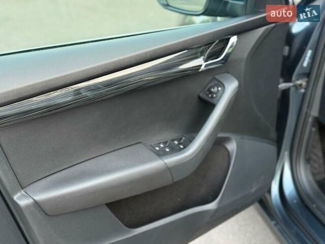 Сірий Шкода Октавія, об'ємом двигуна 1.97 л та пробігом 235 тис. км за 15800 $, фото 16 на Automoto.ua