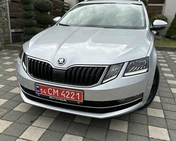 Сірий Шкода Октавія, об'ємом двигуна 2 л та пробігом 239 тис. км за 15499 $, фото 26 на Automoto.ua