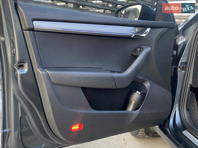 Сірий Шкода Октавія, об'ємом двигуна 1.97 л та пробігом 265 тис. км за 15300 $, фото 21 на Automoto.ua