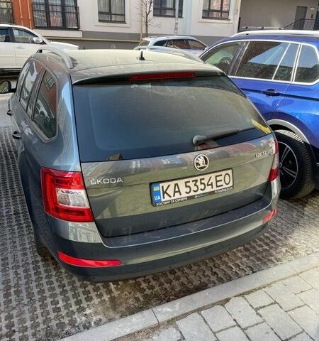 Серый Шкода Октавия, объемом двигателя 1.6 л и пробегом 220 тыс. км за 13200 $, фото 5 на Automoto.ua