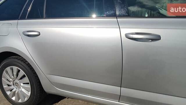 Сірий Шкода Октавія, об'ємом двигуна 1.6 л та пробігом 202 тис. км за 13500 $, фото 11 на Automoto.ua