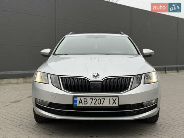Серый Шкода Октавия, объемом двигателя 1.6 л и пробегом 178 тыс. км за 13999 $, фото 1 на Automoto.ua