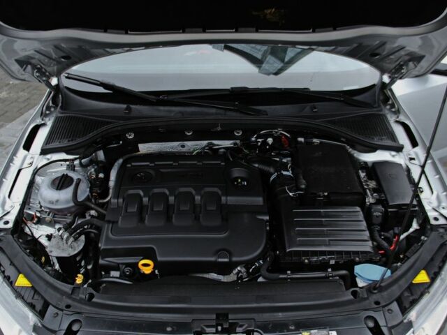 Сірий Шкода Октавія, об'ємом двигуна 2 л та пробігом 143 тис. км за 12300 $, фото 16 на Automoto.ua