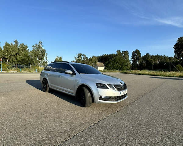 Сірий Шкода Октавія, об'ємом двигуна 1.6 л та пробігом 265 тис. км за 13000 $, фото 8 на Automoto.ua