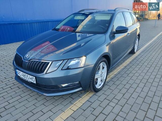 Серый Шкода Октавия, объемом двигателя 1.6 л и пробегом 271 тыс. км за 11450 $, фото 2 на Automoto.ua