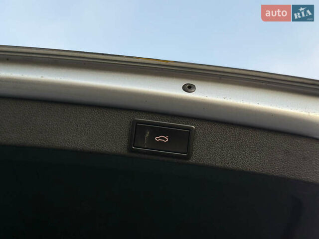 Серый Шкода Октавия, объемом двигателя 2 л и пробегом 250 тыс. км за 13999 $, фото 9 на Automoto.ua