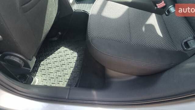 Сірий Шкода Октавія, об'ємом двигуна 1.6 л та пробігом 202 тис. км за 13500 $, фото 38 на Automoto.ua