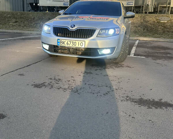 Серый Шкода Октавия, объемом двигателя 1.97 л и пробегом 289 тыс. км за 12500 $, фото 2 на Automoto.ua