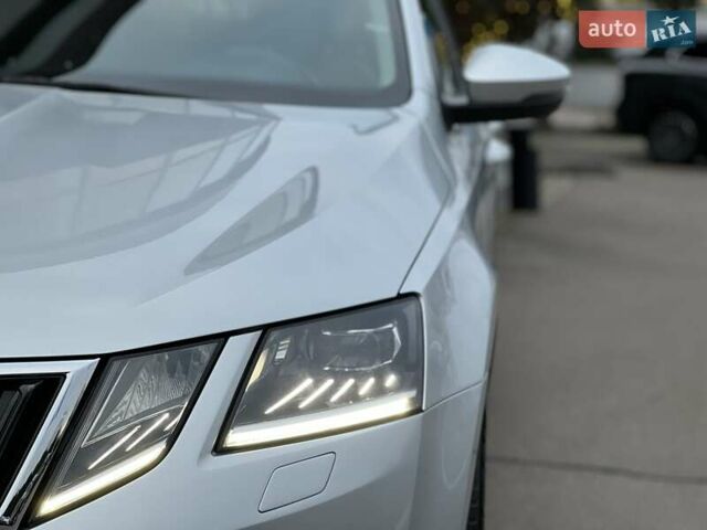 Серый Шкода Октавия, объемом двигателя 1.97 л и пробегом 304 тыс. км за 15350 $, фото 20 на Automoto.ua