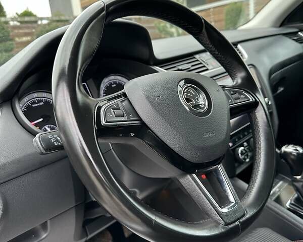 Сірий Шкода Октавія, об'ємом двигуна 2 л та пробігом 239 тис. км за 15499 $, фото 63 на Automoto.ua