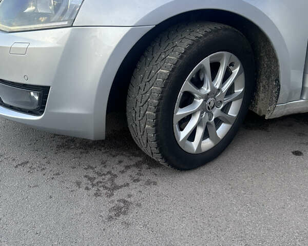 Серый Шкода Октавия, объемом двигателя 1.97 л и пробегом 289 тыс. км за 12500 $, фото 36 на Automoto.ua