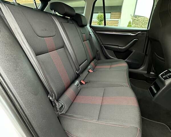 Сірий Шкода Октавія, об'ємом двигуна 2 л та пробігом 239 тис. км за 15499 $, фото 99 на Automoto.ua