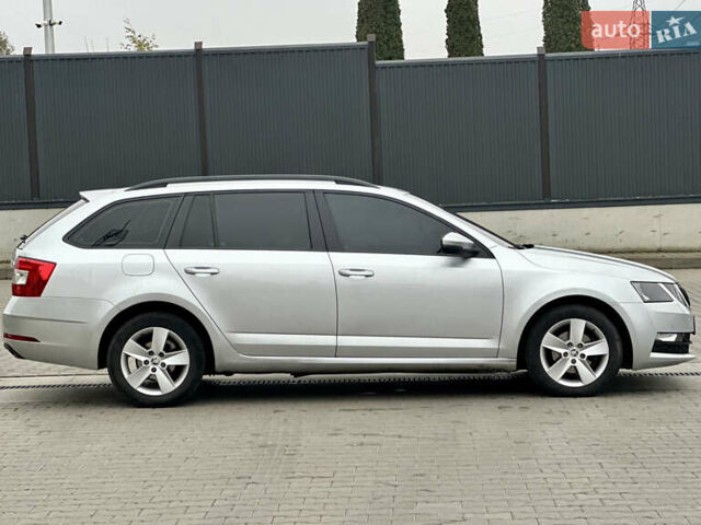 Серый Шкода Октавия, объемом двигателя 1.6 л и пробегом 218 тыс. км за 11550 $, фото 7 на Automoto.ua