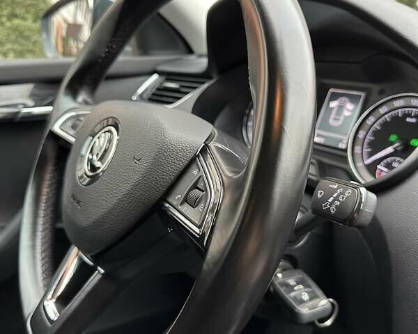 Сірий Шкода Октавія, об'ємом двигуна 2 л та пробігом 205 тис. км за 14950 $, фото 59 на Automoto.ua