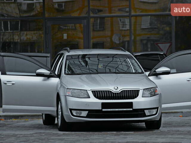 Шкода Октавія 2017 у Дніпро (Дніпропетровську) на Automoto.ua Сірий Шкода Октавія, об'ємом двигуна 2 л та пробігом 141 тис. км за 12800 $, фото 6 на Automoto.ua