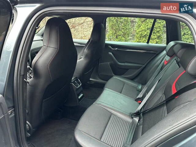 Сірий Шкода Октавія, об'ємом двигуна 2 л та пробігом 215 тис. км за 15700 $, фото 24 на Automoto.ua