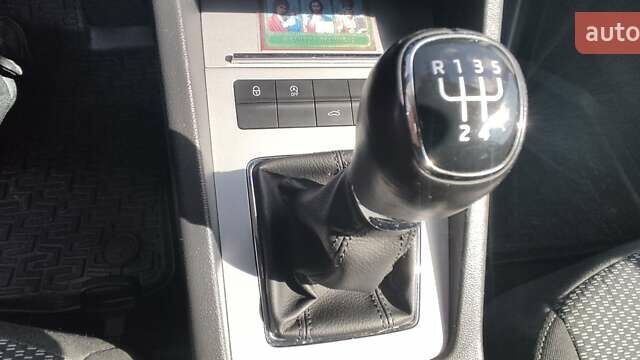 Сірий Шкода Октавія, об'ємом двигуна 1.6 л та пробігом 202 тис. км за 13500 $, фото 52 на Automoto.ua
