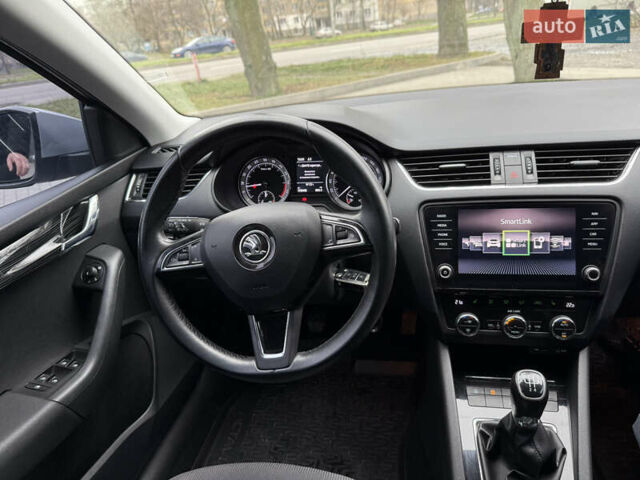 Серый Шкода Октавия, объемом двигателя 1.6 л и пробегом 178 тыс. км за 13999 $, фото 13 на Automoto.ua