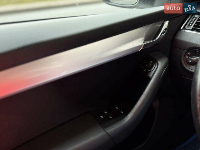 Серый Шкода Октавия, объемом двигателя 1.6 л и пробегом 252 тыс. км за 13300 $, фото 15 на Automoto.ua