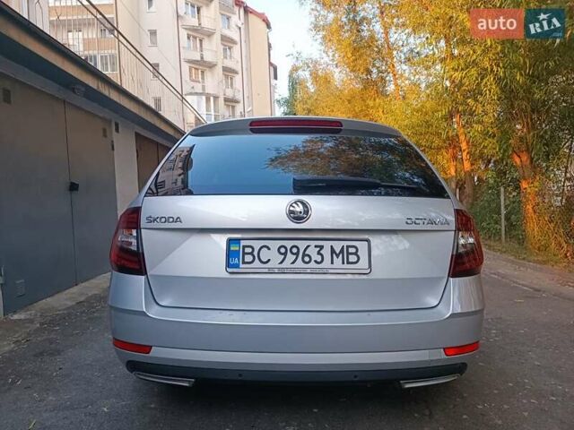 Сірий Шкода Октавія, об'ємом двигуна 1.6 л та пробігом 208 тис. км за 15900 $, фото 6 на Automoto.ua