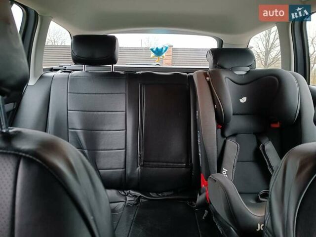 Серый Шкода Октавия, объемом двигателя 1.6 л и пробегом 266 тыс. км за 13700 $, фото 13 на Automoto.ua