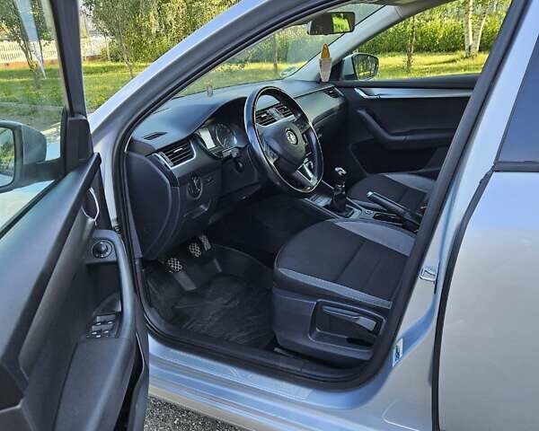 Серый Шкода Октавия, объемом двигателя 1.6 л и пробегом 305 тыс. км за 11100 $, фото 37 на Automoto.ua