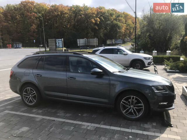 Шкода Октавия 2017 в Ужгороде на Automoto.ua Серый Шкода Октавия, объемом двигателя 1.98 л и пробегом 265 тыс. км за 15500 $, фото 13 на Automoto.ua