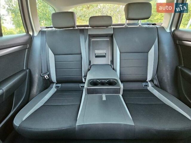 Серый Шкода Октавия, объемом двигателя 1.6 л и пробегом 305 тыс. км за 11100 $, фото 28 на Automoto.ua