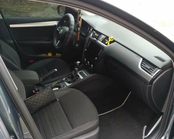 Серый Шкода Октавия, объемом двигателя 2 л и пробегом 265 тыс. км за 14999 $, фото 29 на Automoto.ua