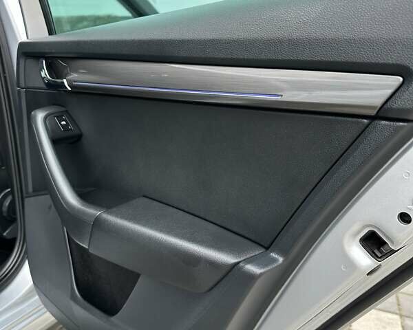 Сірий Шкода Октавія, об'ємом двигуна 2 л та пробігом 239 тис. км за 15499 $, фото 96 на Automoto.ua