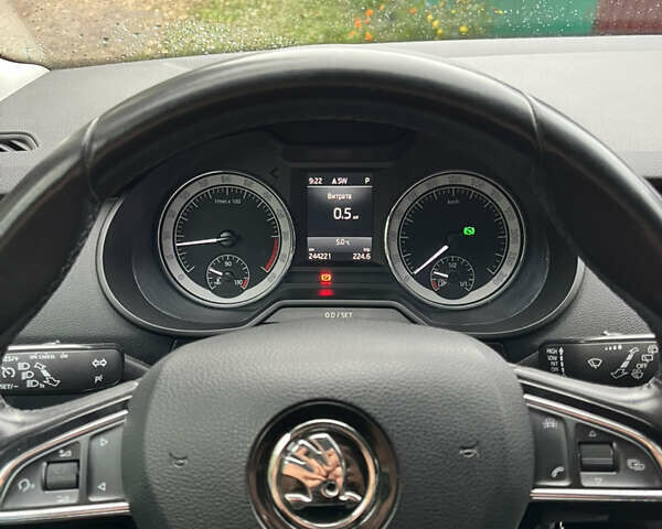 Сірий Шкода Октавія, об'ємом двигуна 1.6 л та пробігом 244 тис. км за 13300 $, фото 8 на Automoto.ua