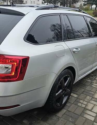 Серый Шкода Октавия, объемом двигателя 1.6 л и пробегом 322 тыс. км за 12000 $, фото 15 на Automoto.ua