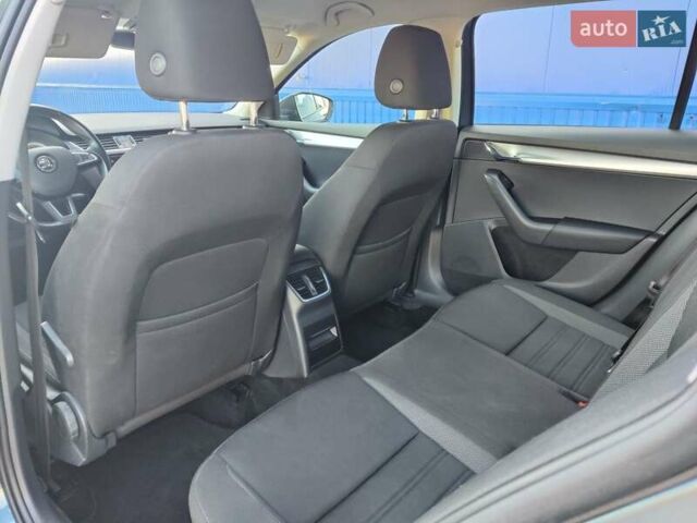Серый Шкода Октавия, объемом двигателя 1.6 л и пробегом 271 тыс. км за 11450 $, фото 35 на Automoto.ua