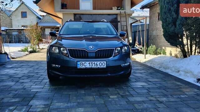 Сірий Шкода Октавія, об'ємом двигуна 1.6 л та пробігом 289 тис. км за 12500 $, фото 1 на Automoto.ua