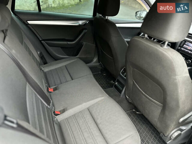 Серый Шкода Октавия, объемом двигателя 1.6 л и пробегом 344 тыс. км за 12600 $, фото 11 на Automoto.ua