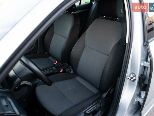 Серый Шкода Октавия, объемом двигателя 1.6 л и пробегом 213 тыс. км за 9800 $, фото 19 на Automoto.ua