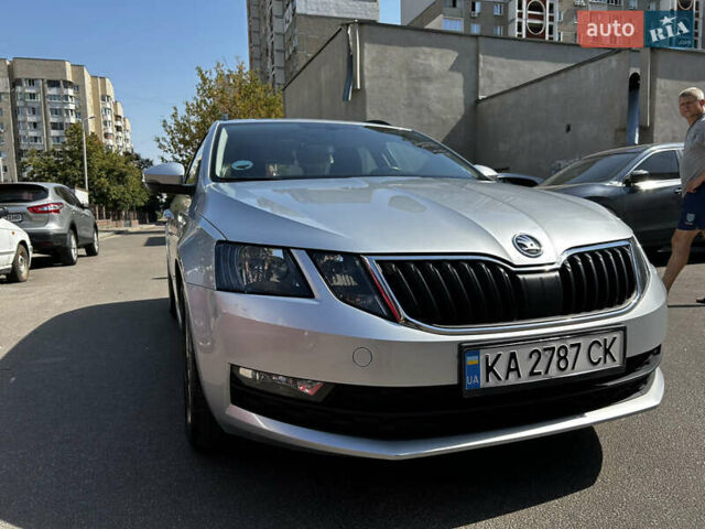 Серый Шкода Октавия, объемом двигателя 1.6 л и пробегом 249 тыс. км за 13600 $, фото 1 на Automoto.ua