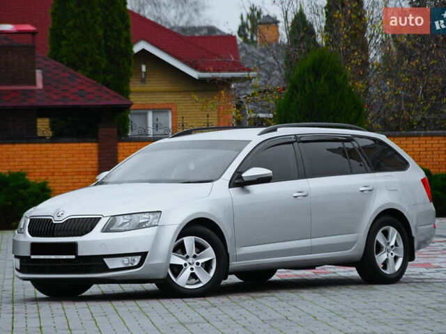Сірий Шкода Октавія, об'ємом двигуна 2 л та пробігом 142 тис. км за 12250 $, фото 3 на Automoto.ua