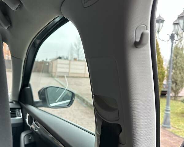 Сірий Шкода Октавія, об'ємом двигуна 2 л та пробігом 205 тис. км за 14950 $, фото 99 на Automoto.ua